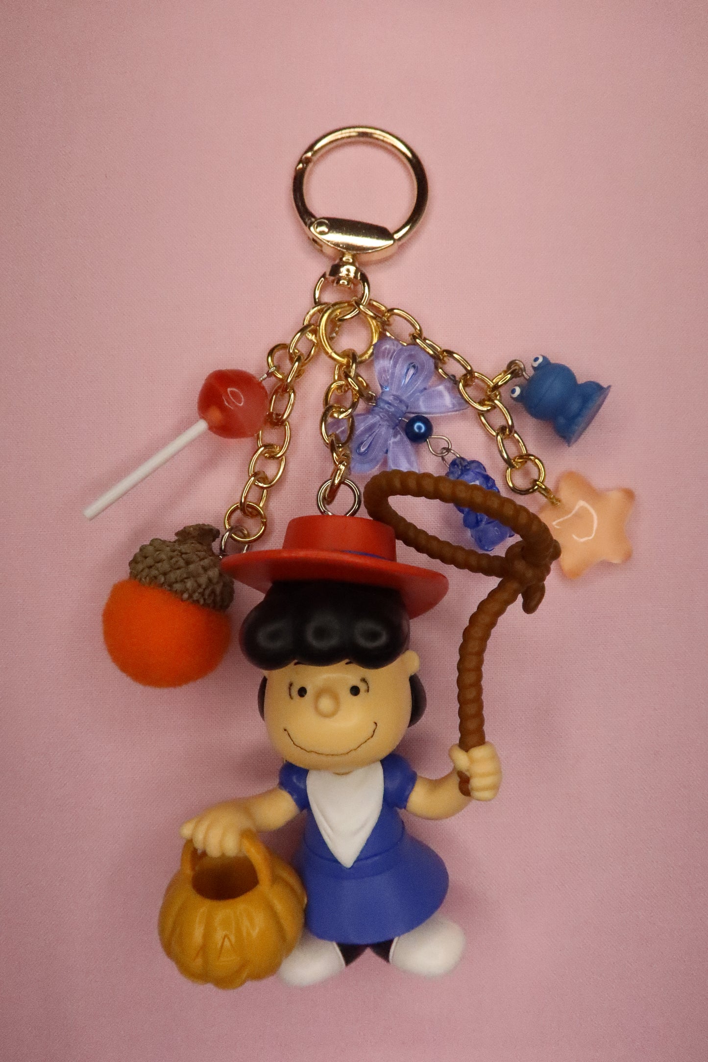 Peanut's Great Pumpkin – Lucy