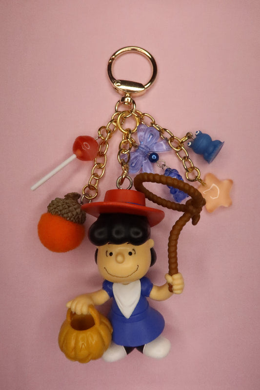 Peanut's Great Pumpkin – Lucy