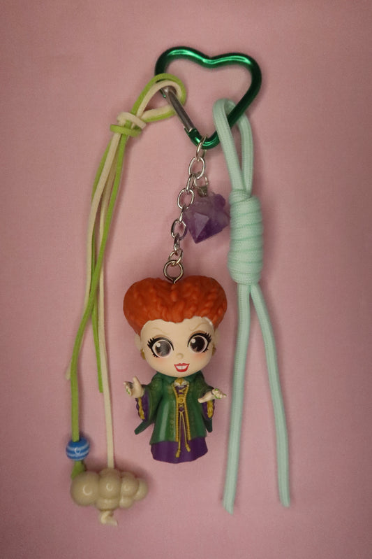 Hocus Pocus Sisters Keychain – Winifred Sanderson